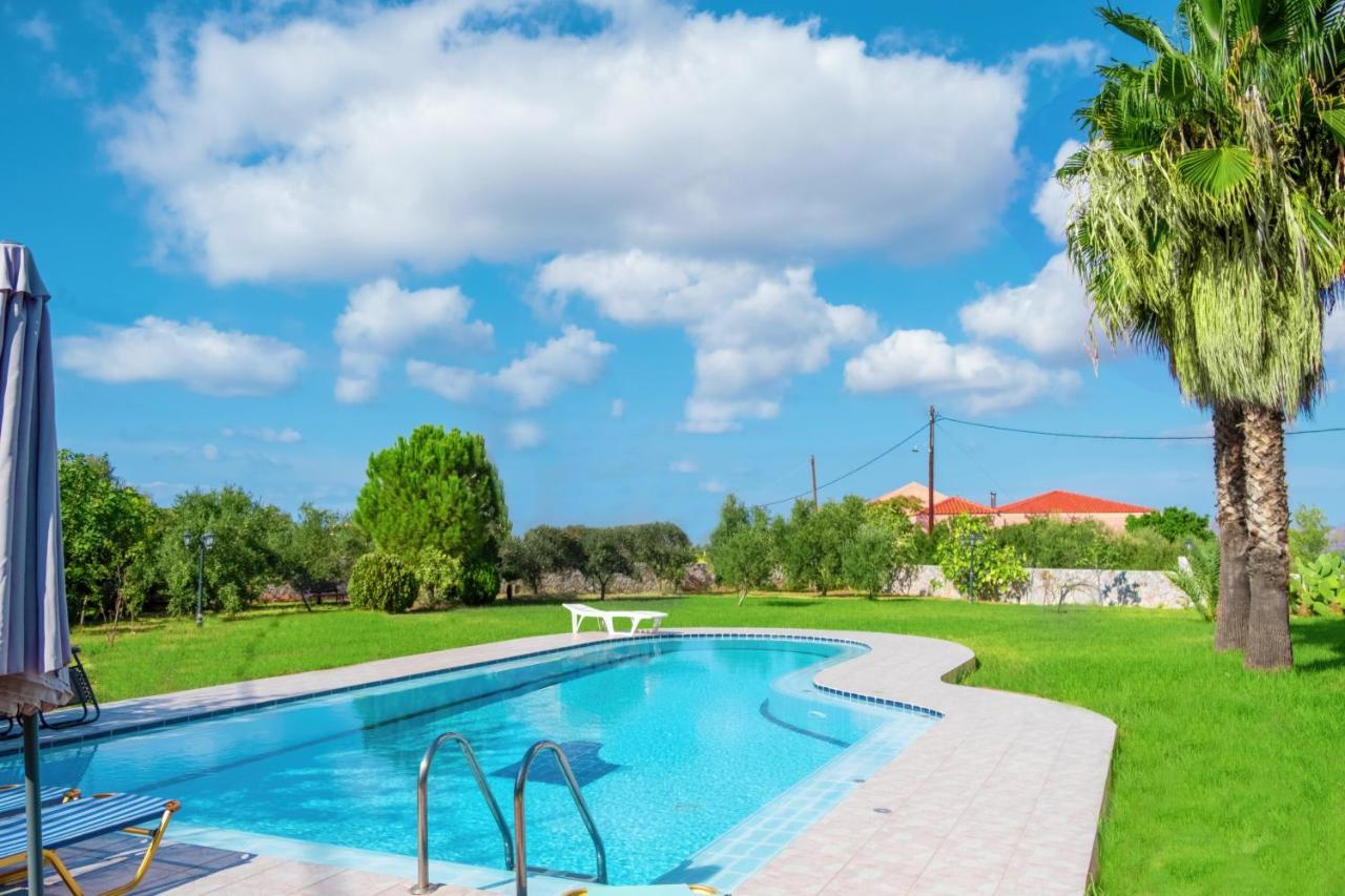 Villa Afroditi In Chania Near Airport With Private Pool, Free Wi-Fi, Souda Bay Views, Garden Oasis Κουνουπιδιανά Εξωτερικό φωτογραφία